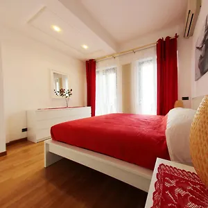 happy-apartments-casa-de-rossi.barihotels.org/