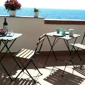 https://a-casa-di-edo.sicilyhotelsitaly.net